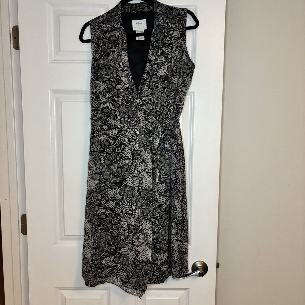 Vintage Y2K 100% Silk Wrap Dress Lace Print Vision Apparel Size 6P